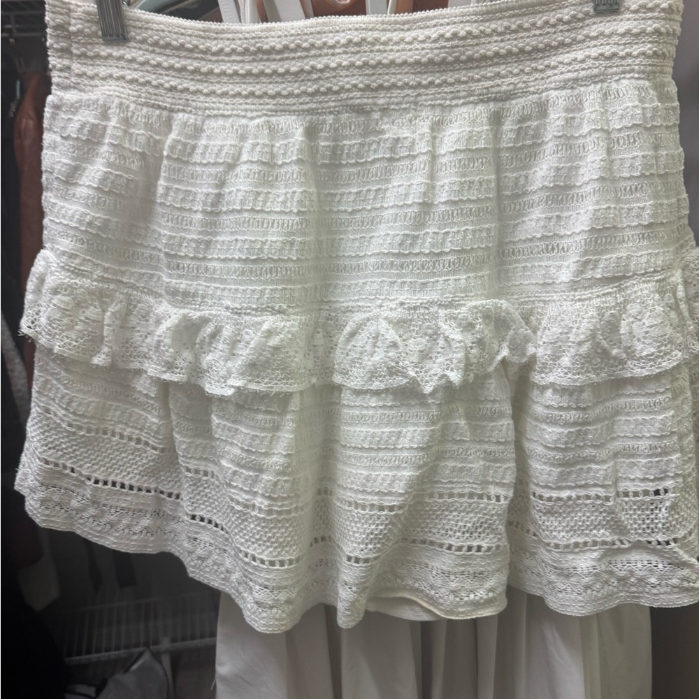 Elegant White Lace Skirt
